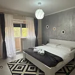 S&s Parcare La Locatie !!! טימישוארה