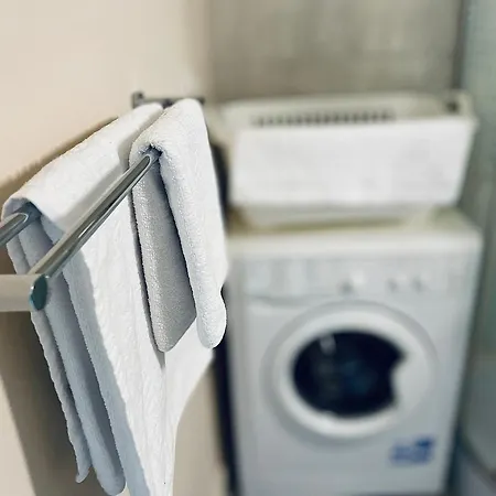 S&s Parcare La Locatie !!! Timişoara