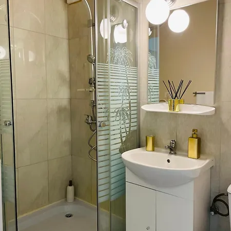 S&s Parcare La Locatie !!! Apartmán *