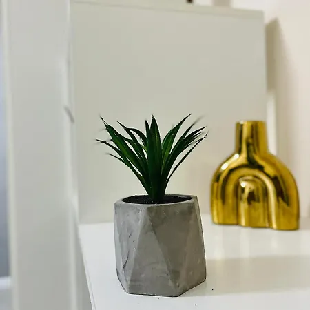 S&s Parcare La Locatie !!! Lägenhet *