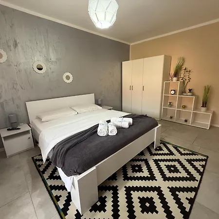 Apartmán S&s Parcare La Locatie !!! *