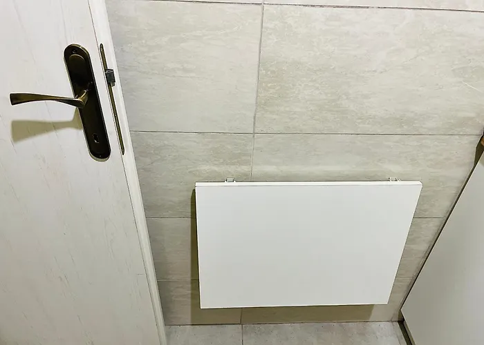 S&s Parcare La Locatie !!! Timişoara